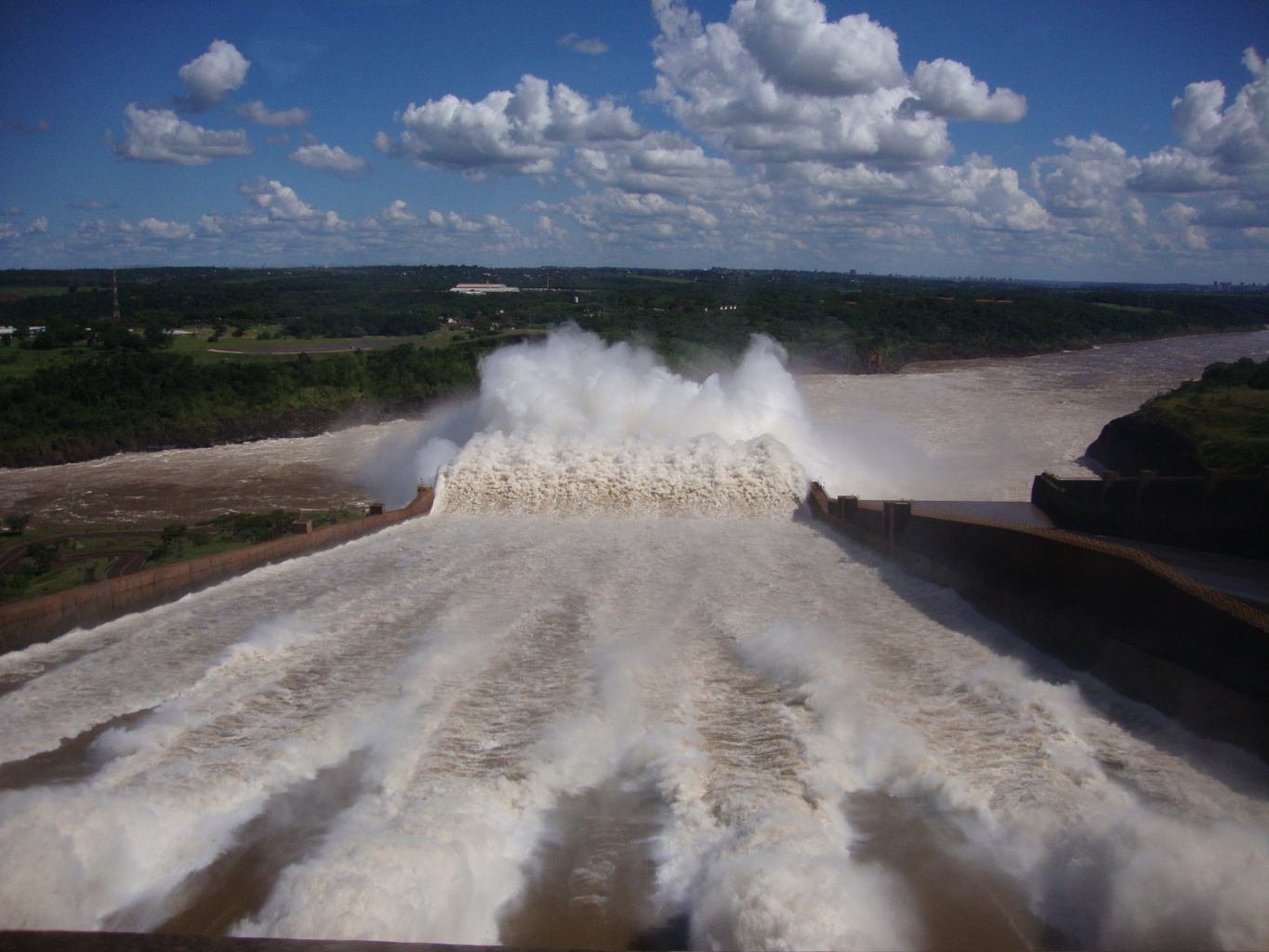 Itaipu Dam