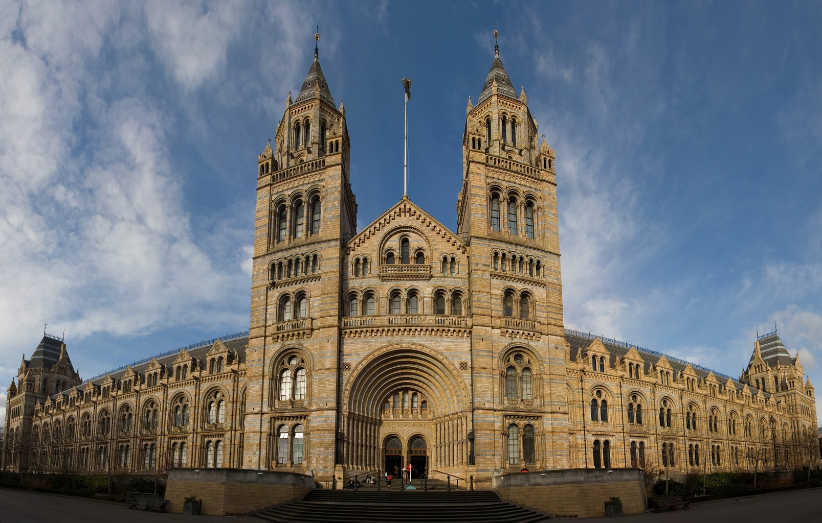 Natural History Museum London natural-history-museum-london