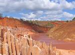 Explore Tsingy Rouge de Diego Suarez, Madagascar 
