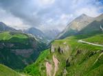 Drive Georgian Military Road (Tbilisi-Stepantsminda/Kazbegi-Vladikavkaz), Georgia & Russia