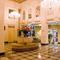hotel monteleone lobby