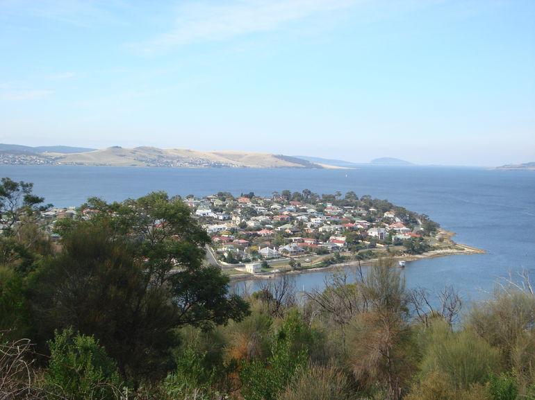 Hobart HalfDay Sightseeing Coach Tram Tour