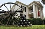Civil War Tour with Lotz House, Carter House & Carnton Admission from Nashville