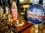 Small-Group Tour: Historical Pub Walking Tour of London