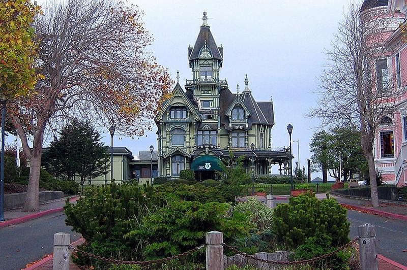 Carson_Mansion_in_Eureka_CA.