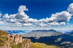 Small-Group Blue Mountains Tour with Featherdale Wildlife Park and River Cruise