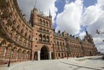 Private Tour: 'Downton Abbey' TV Locations Tour of London by Black Cab