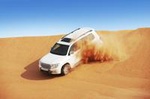 Dubai Super Saver: Desert Camp Experience by 4x4 and Dhow Dinner Cruise