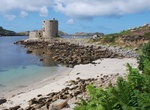 Visit Cromwell's Castle, Isles of Scilly, UK