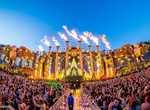 Attend Electric Daisy Carnival (EDC)