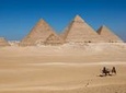 Giza Pyramids, Sphinx and Egyptian Museum Guided Day Tour from Cairo