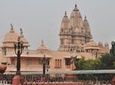 Historic Delhi Morning Tour Including Chattarpur Temple and Qutub Minar with Tuk-Tuk Ride