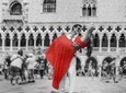 Private Photo Shoot in Venice with Gondola Ride