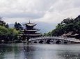 Private Tour: 4-Day Lijiang and Tiger Leaping Gorge in Yunnan