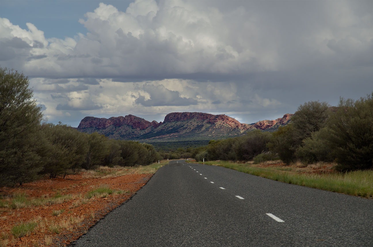 Larapinta Drive (Mereenie Loop Road) B6