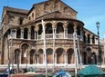 Half-Day Motorboat Cruise to Venice Lagoon Islands Murano and Burano