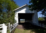 Cross Crawfordsville Covered Bridge, Oregon