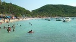 Las Gatas Island Beach Break with Snorkeling
