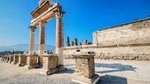 Daily Pompeii Group Tour with Archaeological Guide
