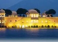 2-Day Private Tour to Jai Mandir and Jaipur from Delhi by Train 