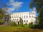 Visit Puurmani Manor, Estonia