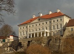 See Stenbock House, Tallinn, Estonia (UNESCO site)