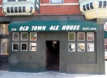 Have Drinks at Old Town Ale House, Chicago, Illinois