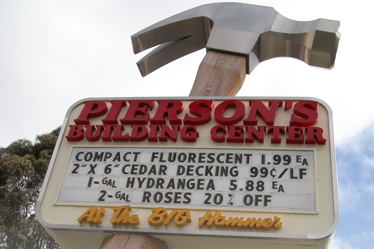 World's Largest Hammer