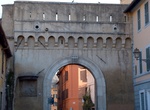 See Porta Settimiana, Rome, Italy
