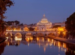 Stay at Hotel Raphael, Roma, Italy