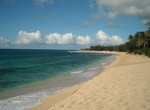 Relax on ʻEhukai Beach Park, Oahu, Hawaii