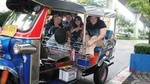 Private Bangkok Night Tour by Tuk Tuk with Dinner