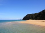 Visit Medlands Beach (Abel Tasman Coast Track), New Zealand