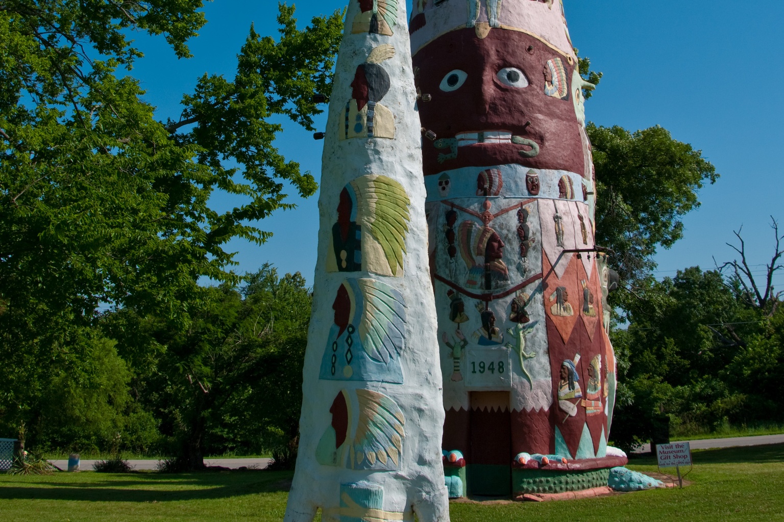Ed Galloway's Totem Pole Park