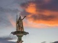 Cusco by Night: Planetarium Cusco, Dinner, and Pisco Sour