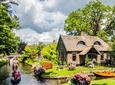 Giethoorn & Enclosing Dike Full-Day Tour from Amsterdam