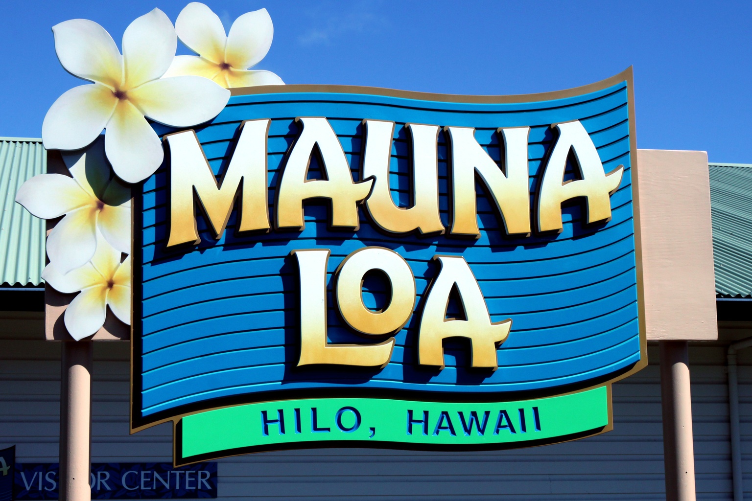 Mauna Loa Macademia Nut Farm