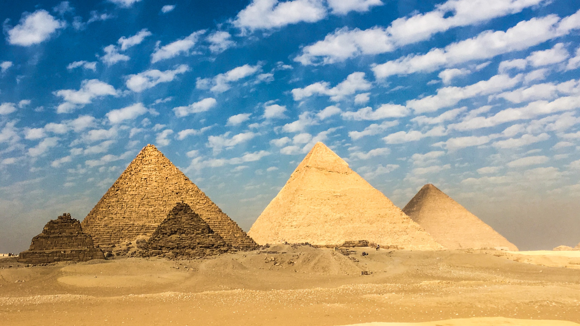 Pyramids Of Giza