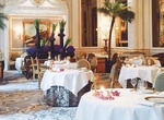 Dine at Le Cinq, Paris