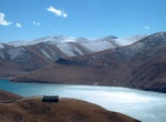 Explore Yamdrok Lake, Tibet