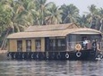 Private Alleppey Backwater Houseboat Day Cruise including Lunch