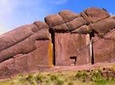 DayTour to Amaru Muru: three-dimensional Gate