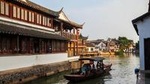 Shanghai Day Trip of Zhujiajiao Water Town and Jade Buddha Temple