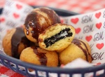 Eat Deep Fried Oreo