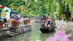 Private Shanghai City and Zhujiajiao Combo Tour with Boating, Tea Tasting, Lunch