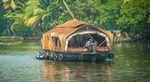 Private Overnight Alleppey Houseboat Cruise from Kochi