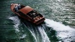 Luxurious day cruise with a water limousine on the Danube