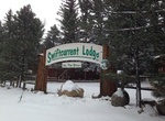 Stay at Swiftcurrent Lodge, Estes Park, Colorado