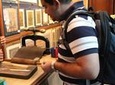 Safe shopping trip for high quality souvenirs