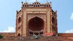 Private Transfer From Agra To Jaipur with Fatehpur Sikri and Abaneri